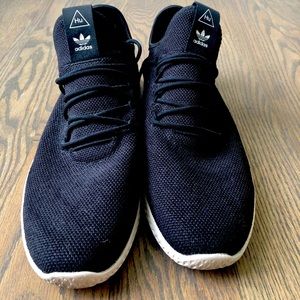 Adidas men’s Pharrell Hu - Black size 13